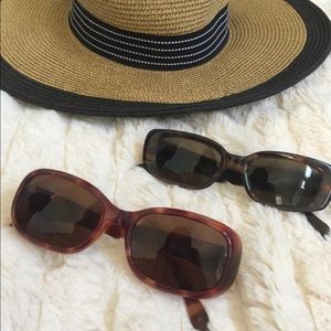 Oscar de la Renta Sunglasses